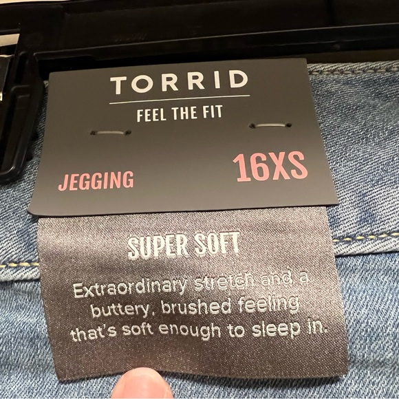 NWT Torrid super soft high waisted super skinny jegging. Size 16XS. - Picture 4 of 9